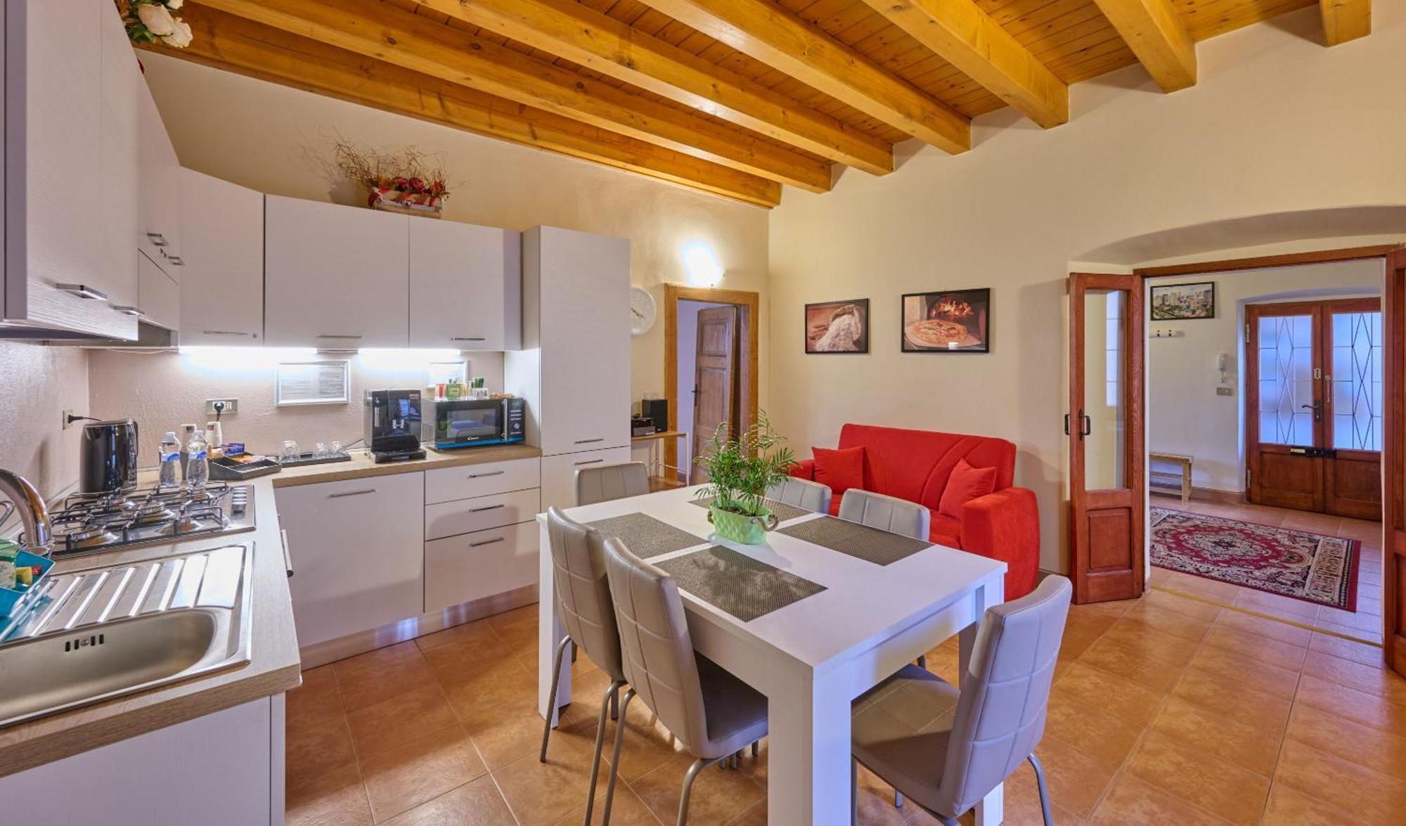 Cav Motteno Mandello del Lario Exterior photo
